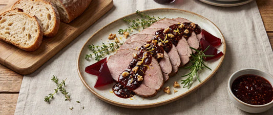 Kalter Wildbraten mit Johannisbeeren-Jägersenf-Soße